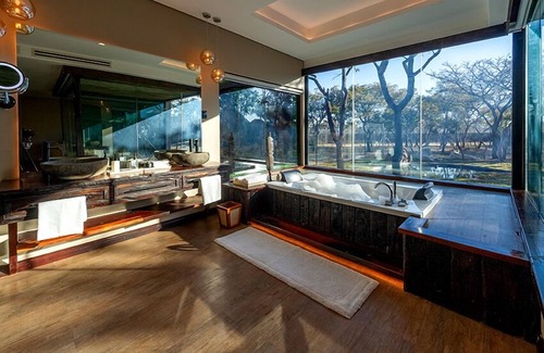 Vaalwater Cabin | Shekinah Lion and Game Lodge