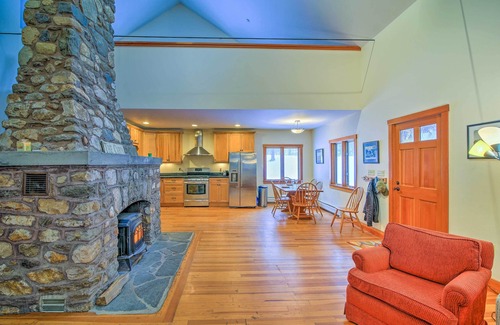 Shelburne Cabin | Shelburne Studio Cabin w/Spring-Fed Pool!