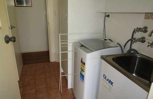 Dalrymple House | Shelldous - Dog friendly! Off Peak Special!