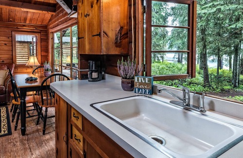 Crescent Hotel | Shelter Cove Resort and Marina