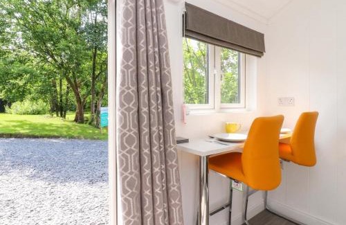 Knott End-on-Sea House | Shepherds Hut 1