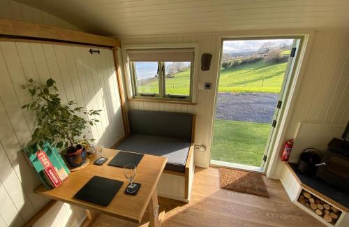 Henryd Other | Shepherds Hut, Conwy Valley
