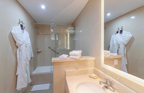 Calle 26 Hotel | Sheraton Bogota Hotel