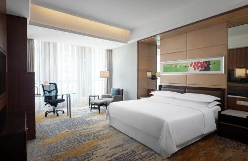 Pudong Hotel | Sheraton Grand Shanghai Pudong Hotel & Residences