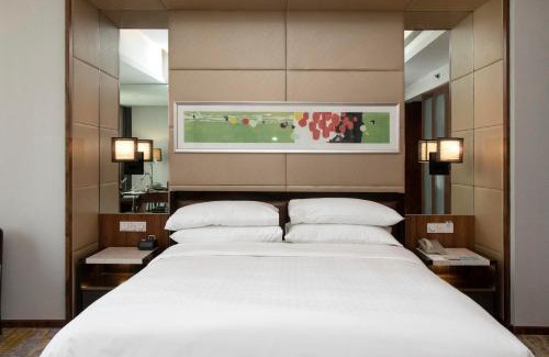 Pudong Hotel | Sheraton Grand Shanghai Pudong Hotel & Residences