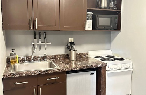 Dania Beach House | Sheridan Guesthouse