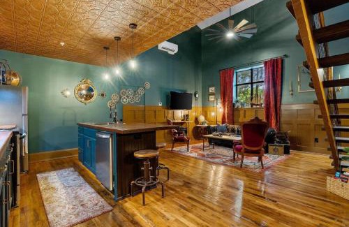 Columbia Apartment | Sherlock - The Vestry on Read