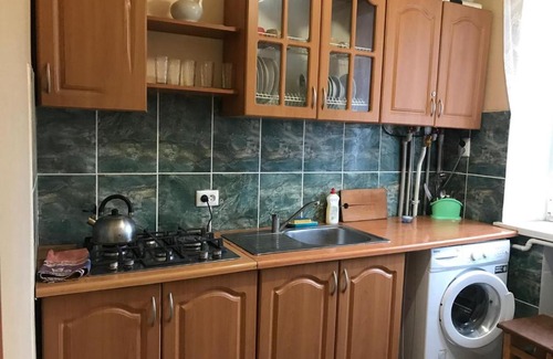 Maliyevtsy House | Shevchenka Guest House от 600гр 1-2-3к квартири 096-55-48-111 біля Академії