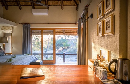 Hoedspruit Cabin | Shimungwe lodge