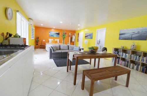 Matavera House | ShineAwayHomes - Mountain View AIR CONDITIONED