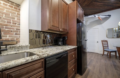 Cedar Key Apartment | Ship Style Luxury Downtown, Boat Trailer Parking!