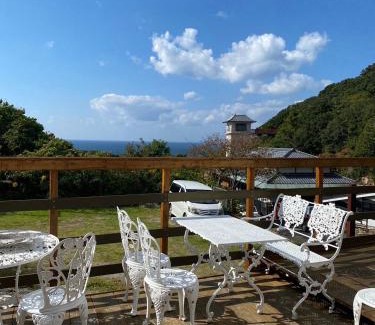 Tsubaki Onsen House | Shirahama Meiji Villa