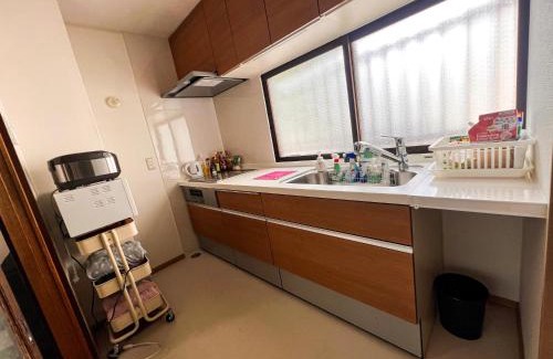 Nishi Apartment | Shiro一軒家