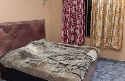 Varanasi Hotel | Shiv Kashi Lawn And Guest House