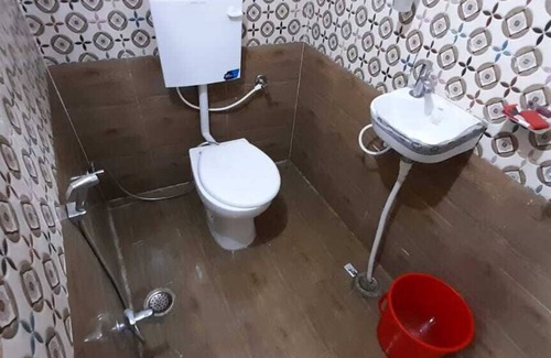 Varanasi Hotel | Shiv Kashi Lawn And Guest House