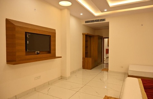 Haldwani Hotel | SHIVA PALACE