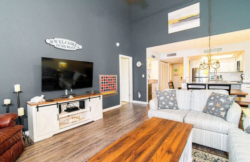 Myrtle Beach Condo | Shore Dr Lake View Retreat w Pools and Pickleball