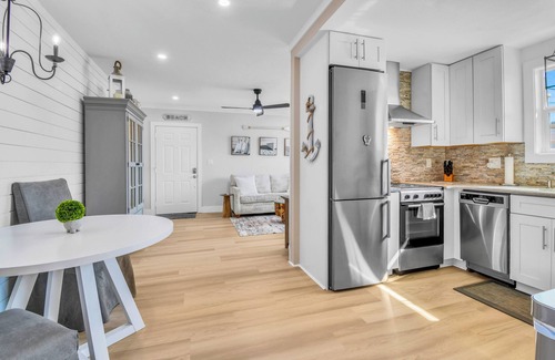 Capri Isle Condo | ~Shore Thing~ nnCoastal Exquisite Waterfront Condo