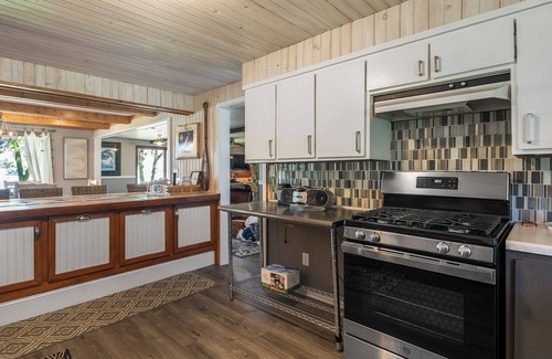 Little Sturgeon Cottage | Shore to Please: Little Sturgeon Bay Waterfront