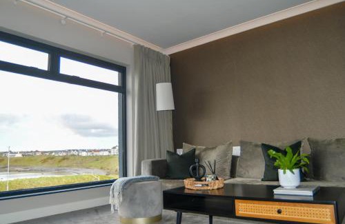 Bushmills House | Shoreline Portballintrae North Coast Views Near Giants Causeway & Royal Portrush