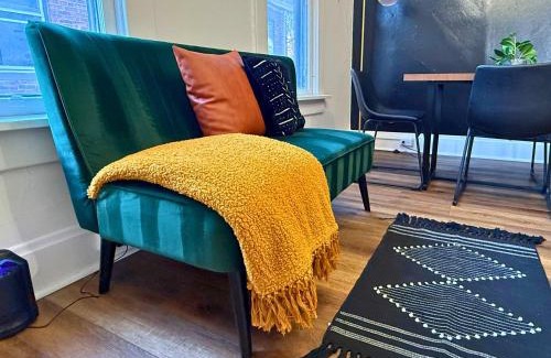 German Village House | Short North Convention Private Parking Pets!