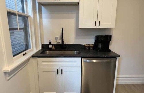 Short North House | Short North & Downtown & OSU | Near High Street | Free Parking | 5,800+ Reviews