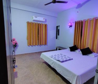 Akalkot Cabin | Shree Datt Yatri Niwas Akkalkot