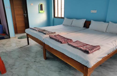 Akalkot Hotel | Shri KrupaSindhu Residency Bhakt Niwas