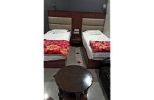 Robertsganj Hotel | Shubh Shree Palace, Robertganj, 2 km from railway station