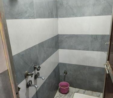 Kalyanpur Hotel | Shukla Hotel