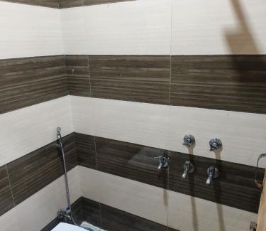 Kalyanpur Hotel | Shukla Hotel