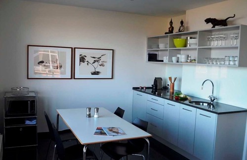 Helgoland Apartment | Siam Suite, ground floor - Dünenblick Apartments