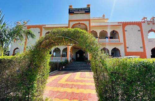 Pushkar Resort | Siddarth Resort - Mountain View with Pool