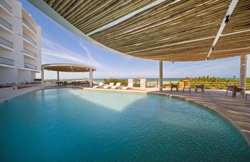 Miramar Apartment | SIELA Oceanfront Luxury 4 BR Villa