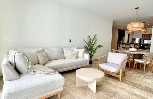 Miramar Apartment | Siela seaside beachfront apartment in Siela seaside