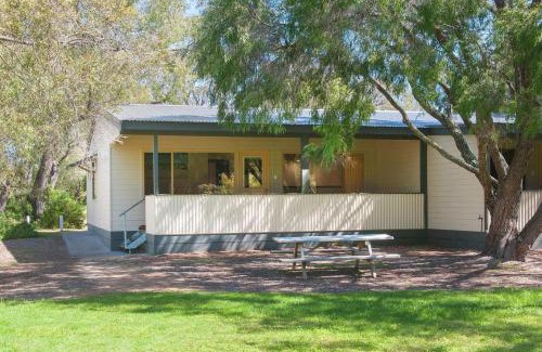 Siesta Park Resort | Siesta Park Holiday Resort ABSOLUTE BEACHFRONT RESORT