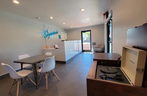 Newhall Hotel | Signature Inn Santa Clara