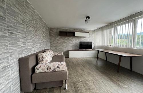 Resnik House | Silent Retreat