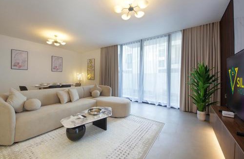 Dubai Villa | Silk Valley - 4B near Al Hamriyah | Private Pool