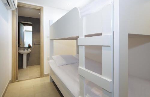 Dubai Villa | Silk Valley - 4B near Al Hamriyah | Private Pool