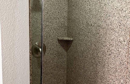 Bay St Louis Hotel | Silver Slipper Casino & Hotel - Adults Only