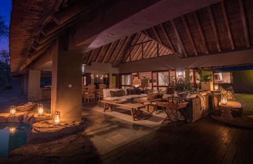 Thorny Bush Game Reserve Cabin | Simbavati River Sands