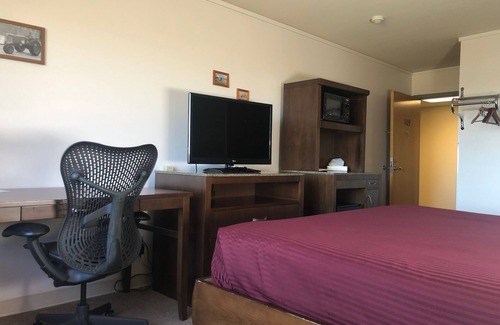 Shelbina Hotel | Simple Rewards Inn Shelbina