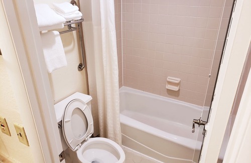 Palmetto Dunes Hotel | Simple Rewards Inn