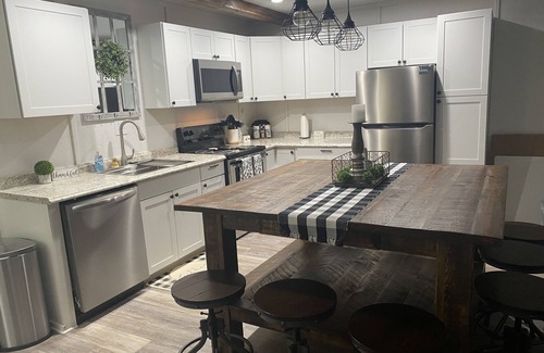 Saint Joe Cabin | Simply Buffalo sleeps 10, St Joe, AR- Float the middle beautiful Buffalo River