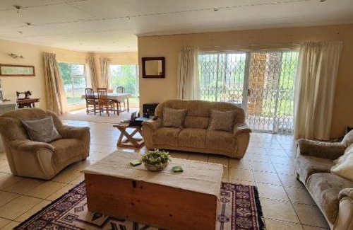 Mkhondo Apartment | Simply Rooted Cottage