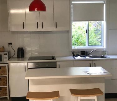 Port Lincoln House | Sinclair Cottage