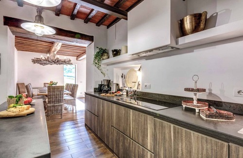 Panzano in Chianti Villa | Sinfonia - Seven Bedroom Villa, Sleeps 14