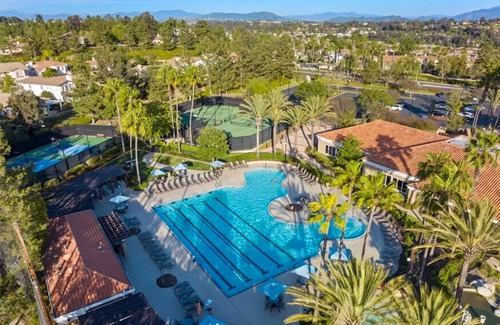 Temecula House | Single-Level Newly Renovated Modern Light Filled Home in Temeku Country Club.