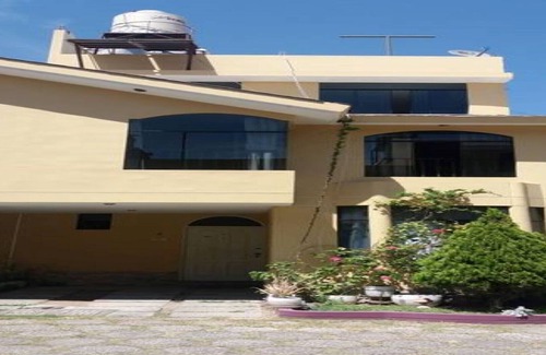 Tacna House | Single room at Hostal Mochileros Tacna